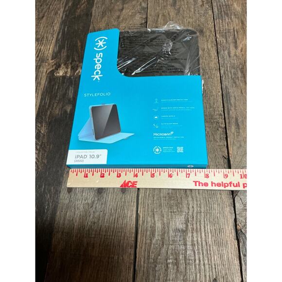 Speck Balance Folio Case for Apple 10.9" iPad 10th Gen - Black (Open Box) - Picture 7 of 8